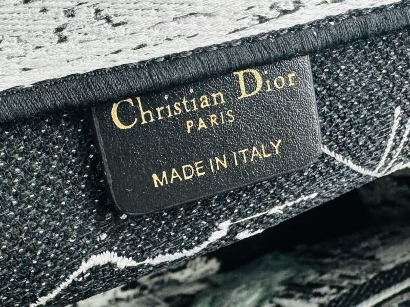 Christian Dior Shopping Bags